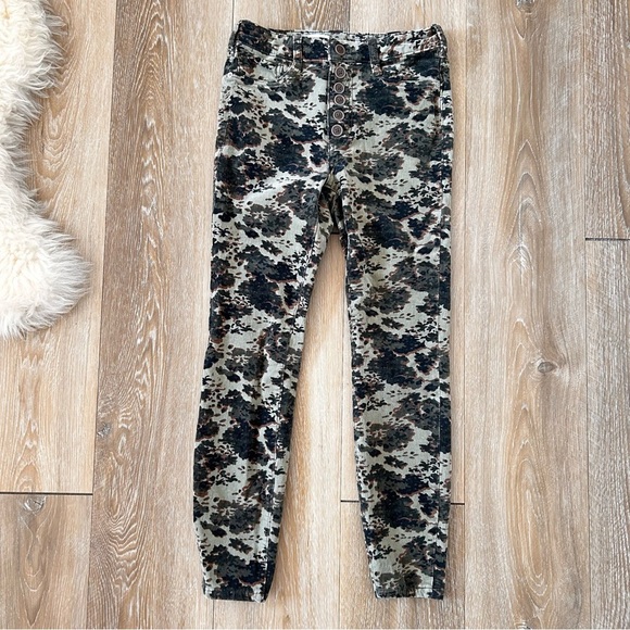 Anthropologie Pilcro Camouflage Corduroy High Rise Skinny Pants - Picture 2 of 7